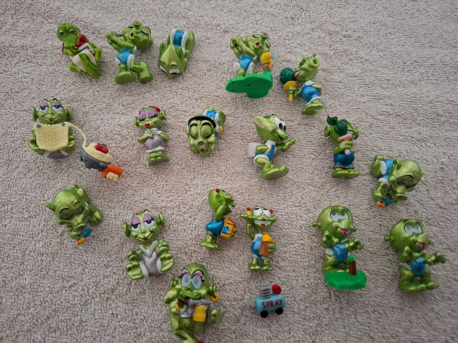 Dodootjes 18 stuks samen€5, Verzamelen, Poppetjes en Figuurtjes, Ophalen of Verzenden