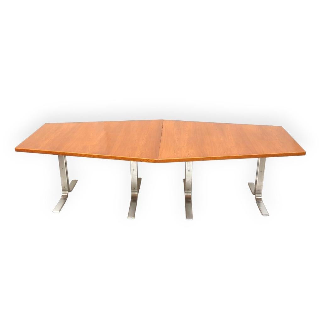 Grote vintage vergadertafel / eettafel jaren '60 '70 design, Huis en Inrichting, Barren, Gebruikt, Verzenden