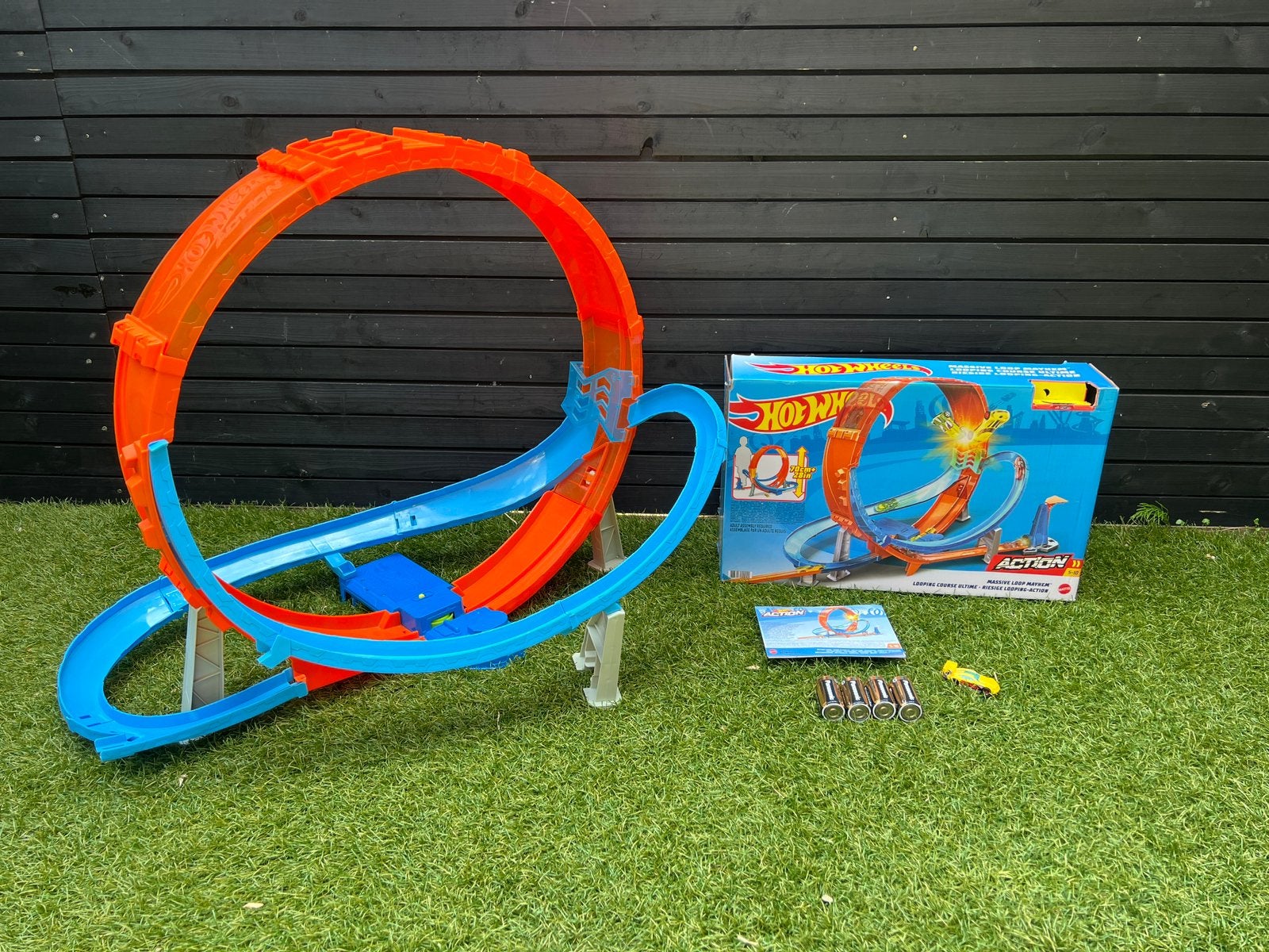Hot Wheels Action Wervelende Looping - Racebaanset, Kinderen en Baby's, Speelgoed | Racebanen, Ophalen of Verzenden, Zo goed als nieuw