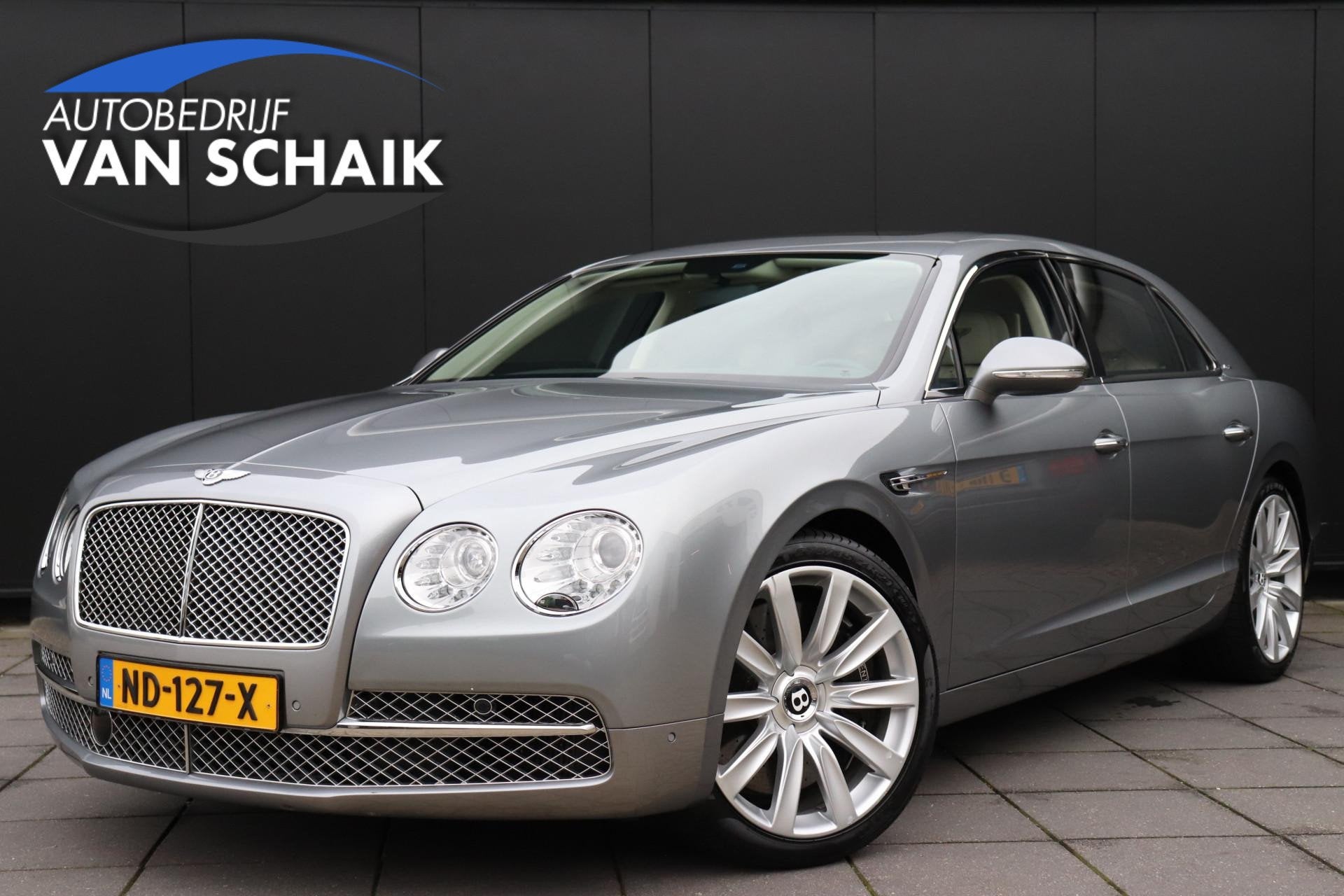 Bentley Flying Spur 6.0 W12 | LEDER | SCHUIFDAK | KERAMISCH, Auto's, Automaat, Gebruikt, 12 cilinders, 4 stoelen