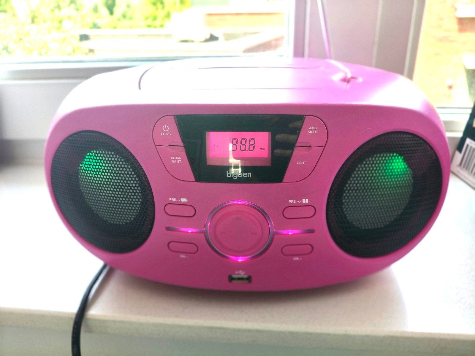 Roze Radio/CD/MP3 speler - Bigben, Audio, Tv en Foto, Radio's, Ophalen of Verzenden, Gebruikt, Radio, Met cd-speler