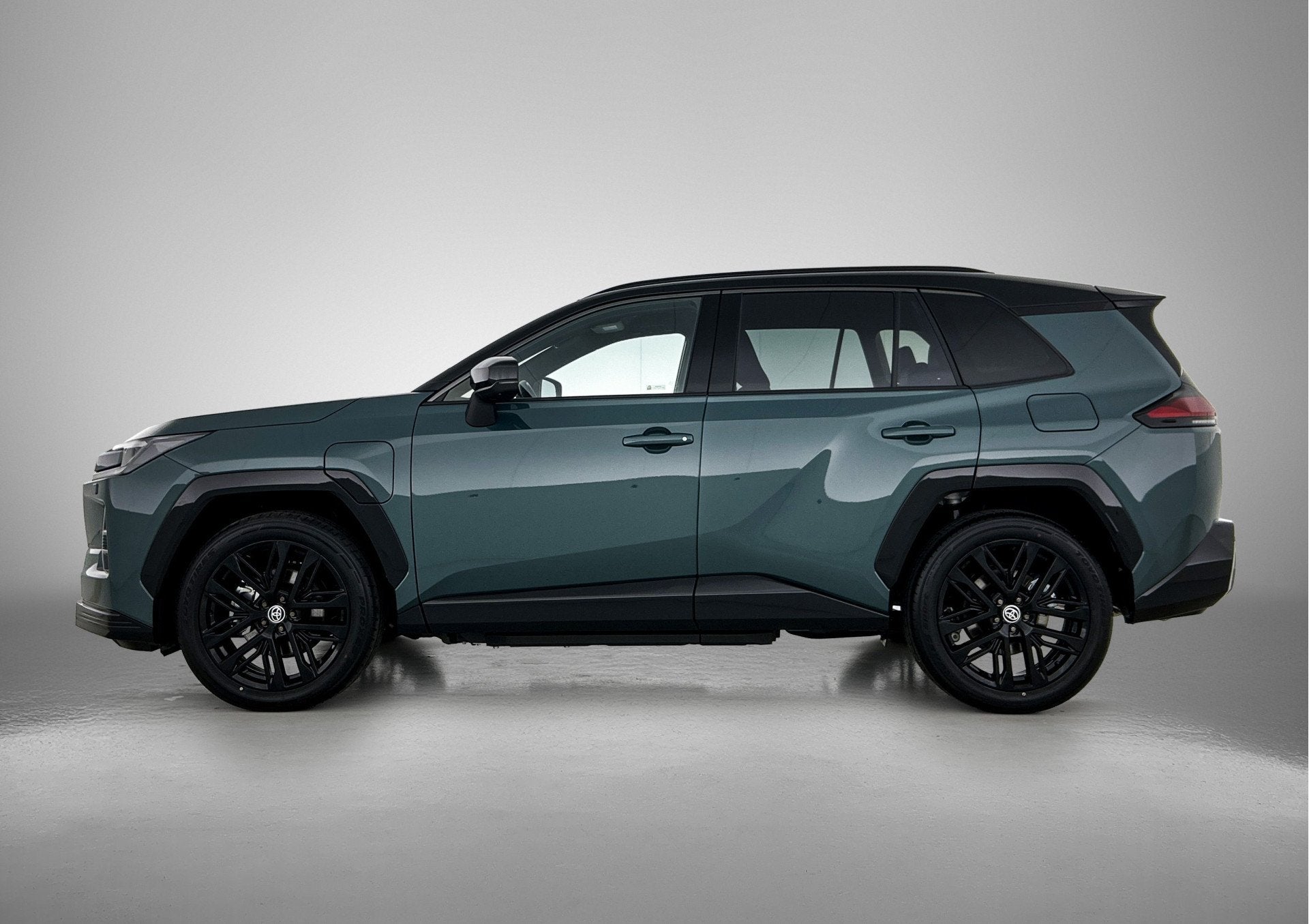 Toyota RAV4 2.5 Plug-in Hybrid 270 First Edition | BTW voert, Auto's, Stof, Gebruikt, 4 cilinders, Plug-in hybride