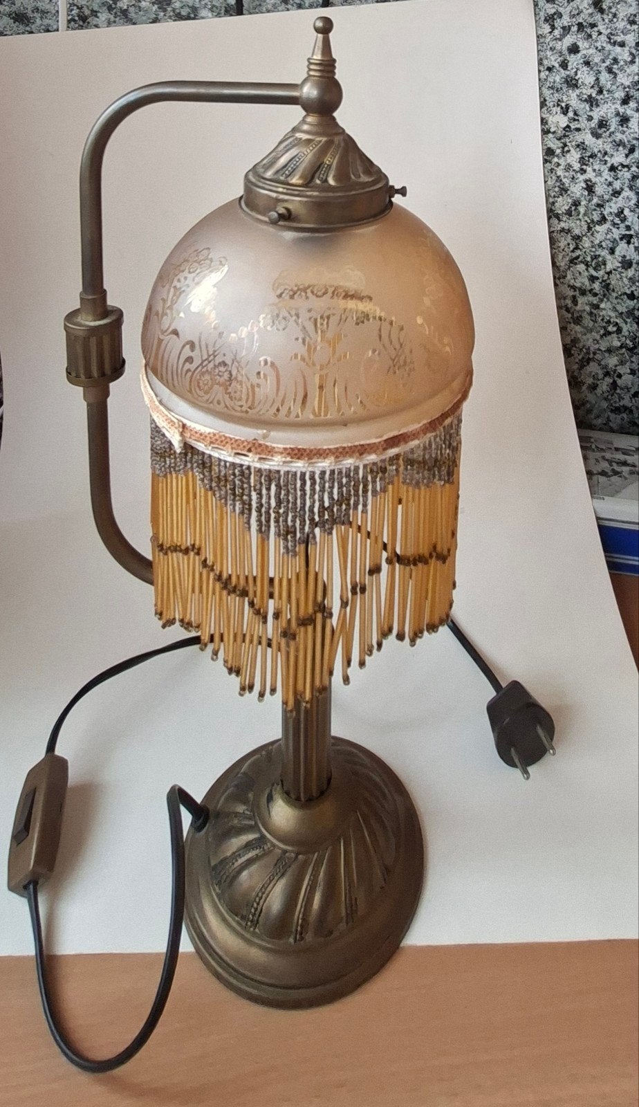 tafellamp jaren 80 in Art Nouveau / Jugendstil stijl., Huis en Inrichting, Ophalen of Verzenden, E14 (klein), 44 cm, Met kap