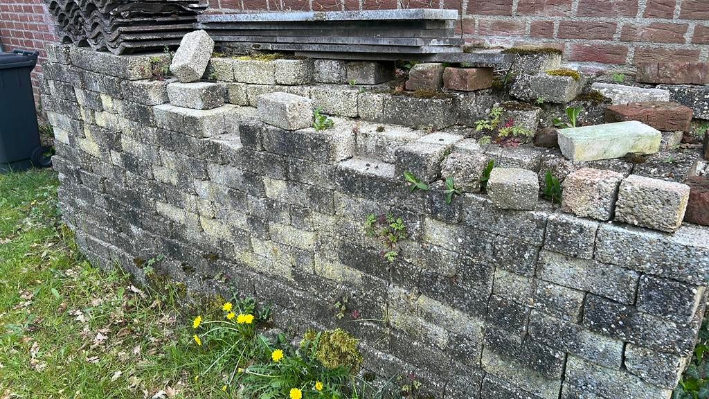 Partij stenen beton grind 1300 stuks, Tuin en Terras, Tegels en Klinkers, Ophalen, Gebruikt, Overige typen, 10 m² of meer