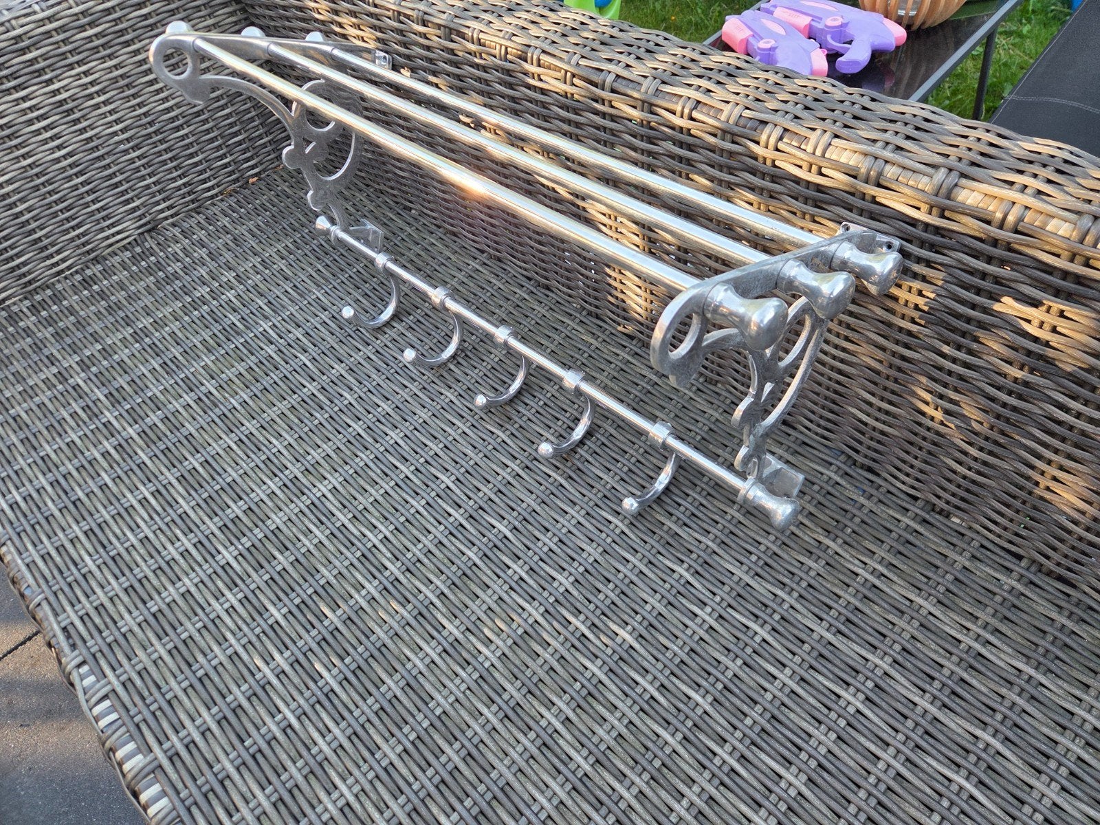 Metalen wandkapstok met hoedenrek - 70x27x32 cm, Ophalen of Verzenden