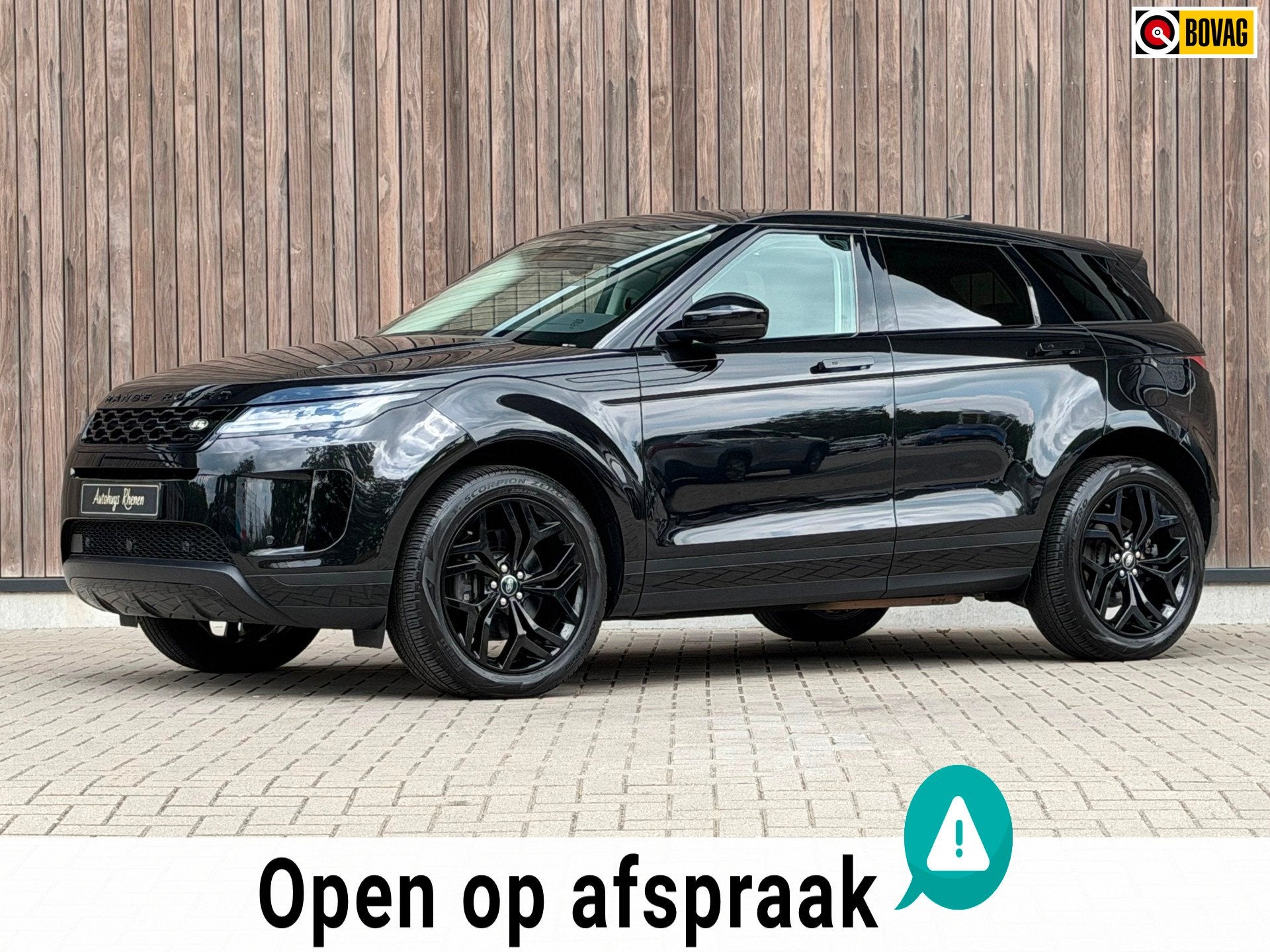 Land Rover Range Rover Evoque 1.5 P300e AWD R-Dynamic SE, Auto's, Land Rover, 309 pk, 1497 cc, Gebruikt, Zwart