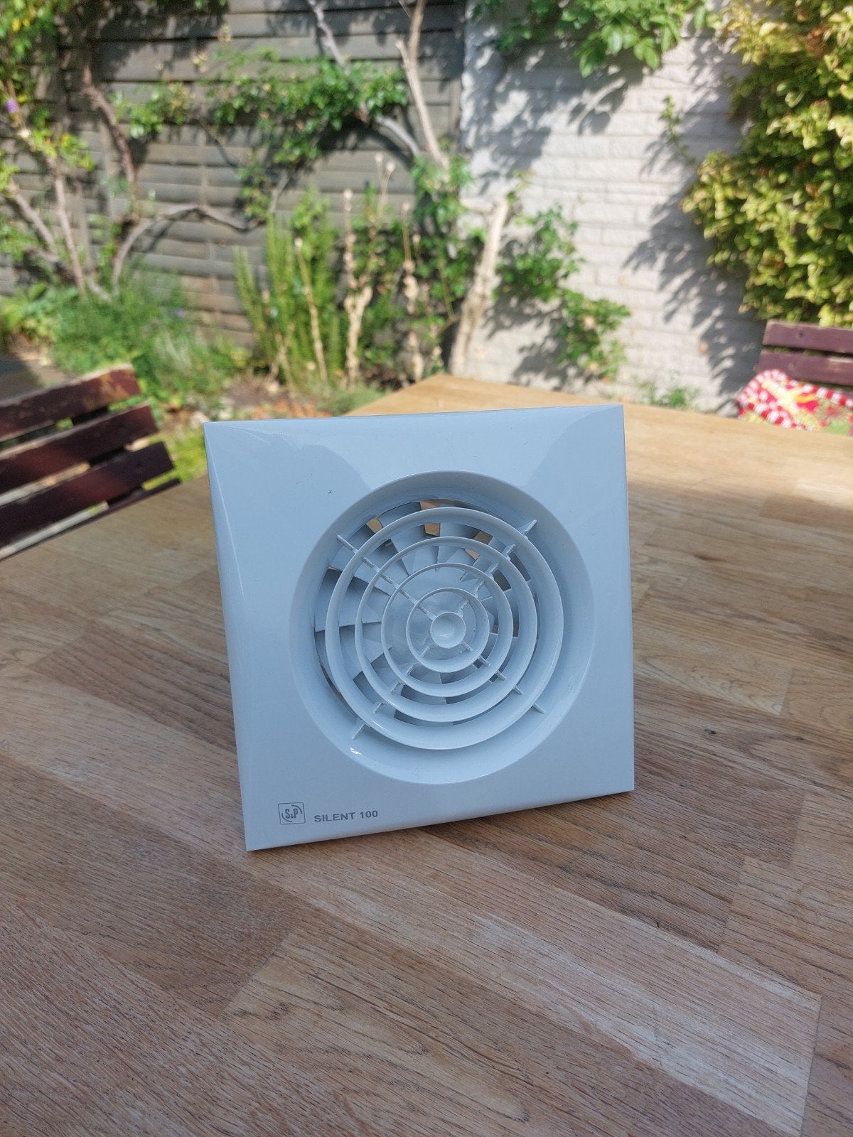 S&P Silent 100 Badkamer/Toilet Ventilator Afzuiger, Doe-het-zelf en Verbouw, Ventilatie en Afzuiging, Zo goed als nieuw, Ventilator en Afzuiger