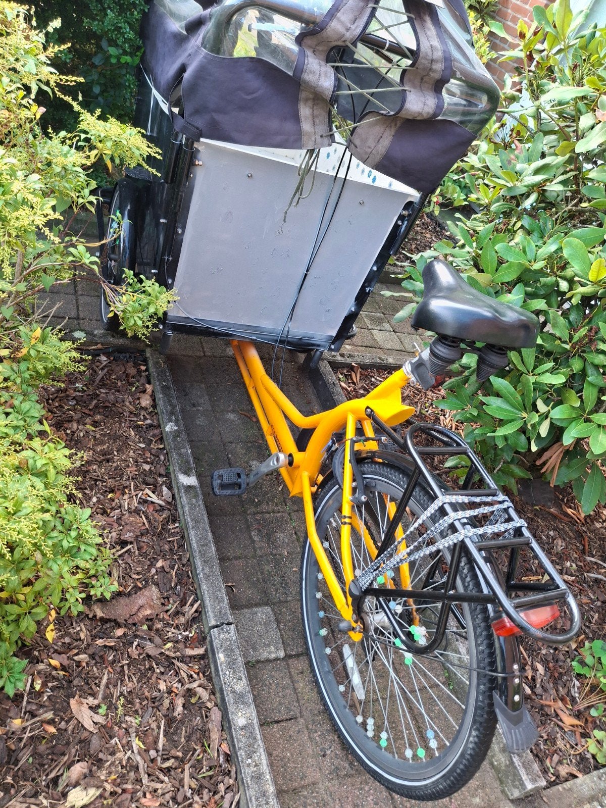 Bakfiets voor 4 kinderen met schijfremmen en huif, Ophalen, 4 kinderen of meer, Gebruikt, Huif