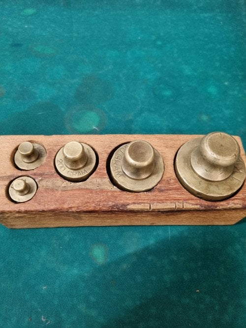 gewichten antiek messing in blok, Antiek en Kunst, Antiek | Koper en Brons, Ophalen of Verzenden