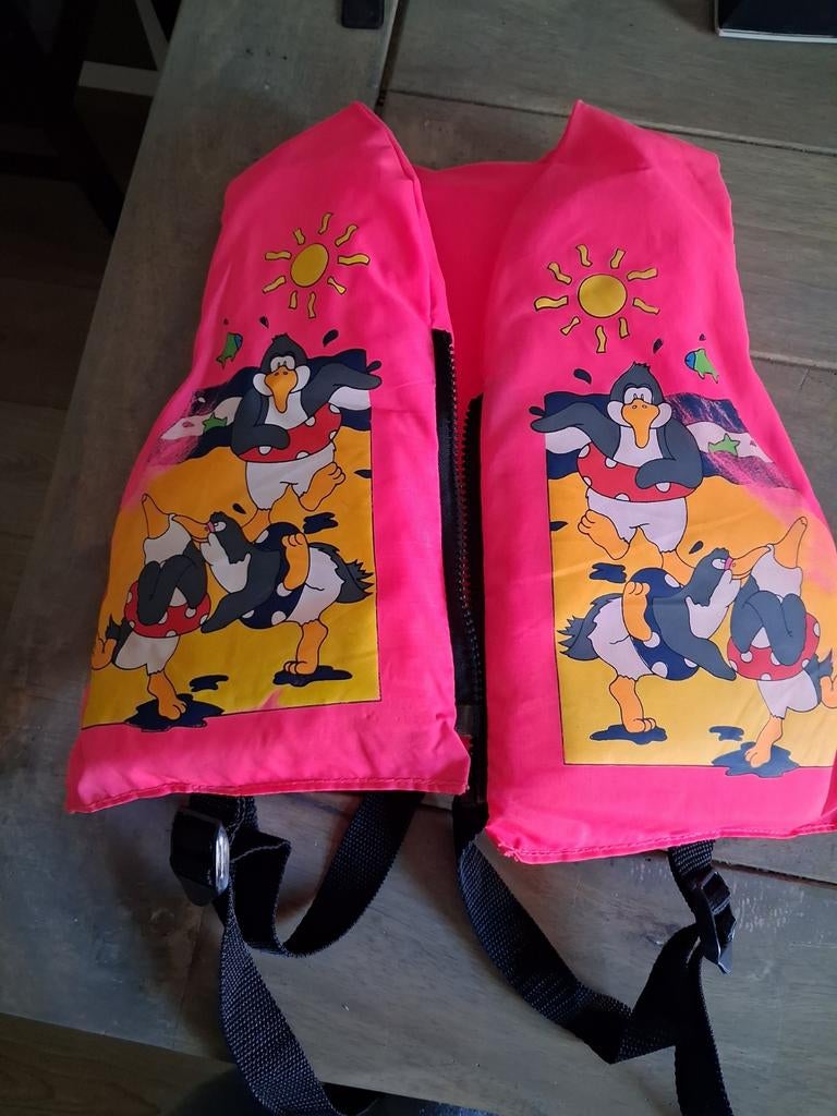 Leuk roze kinder zwemvest met pinguïns (12-25kg), Watersport en Boten, Watersportkleding, Gebruikt, Kind, Onbekend, Ophalen of Verzenden