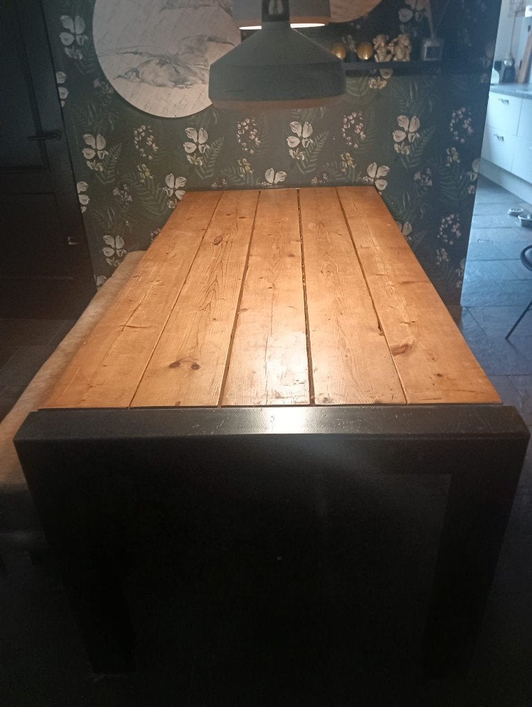 Eettafel Houten planken met stalen poten met bankje, Ophalen, Gebruikt, 200 cm of meer, 50 tot 100 cm