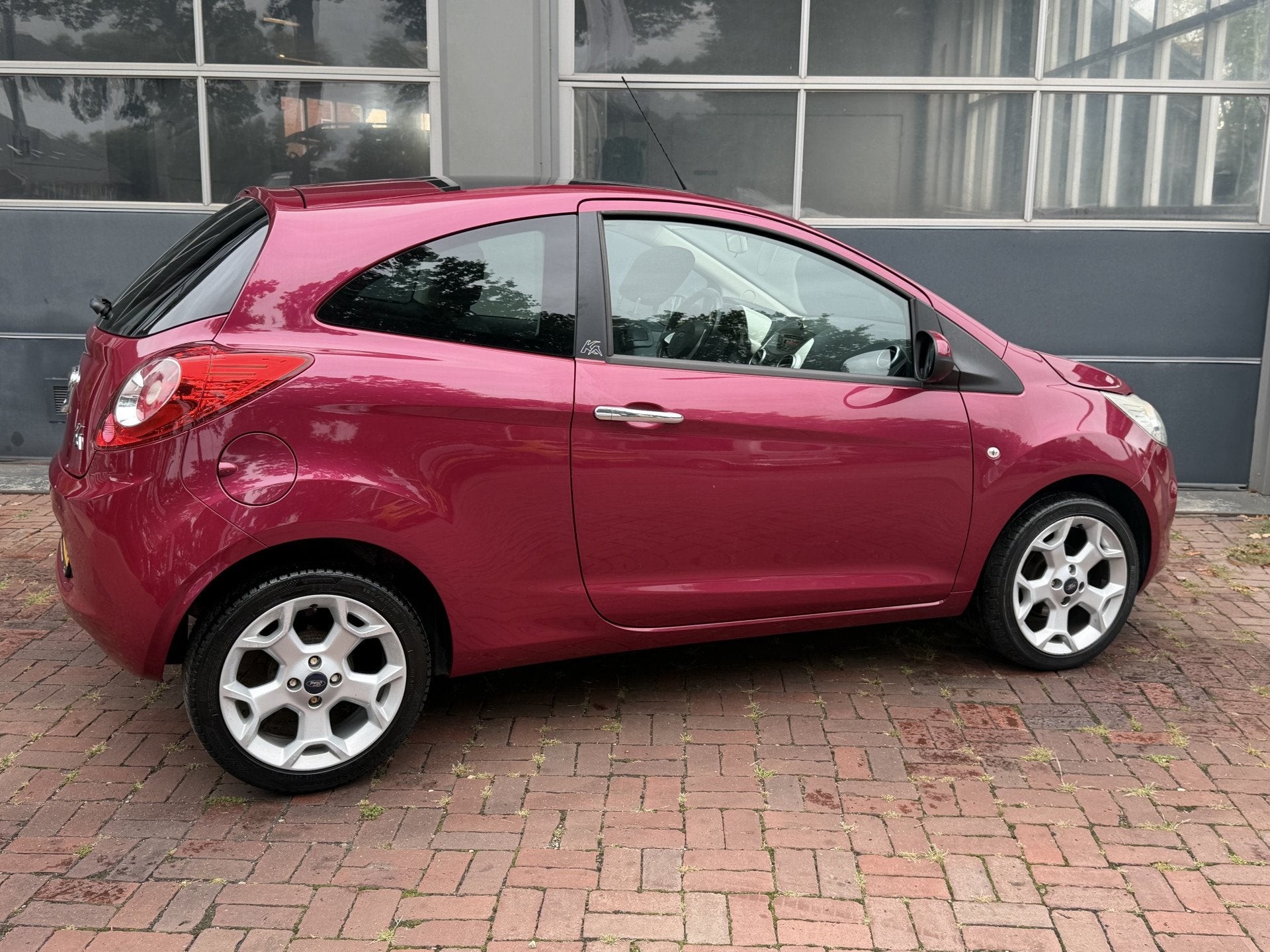 Ford Ka 1.2 Metal start/stop | PANO | LMV | Clima | NAP, Auto's, Voorwielaandrijving, Stof, Gebruikt, 1242 cc