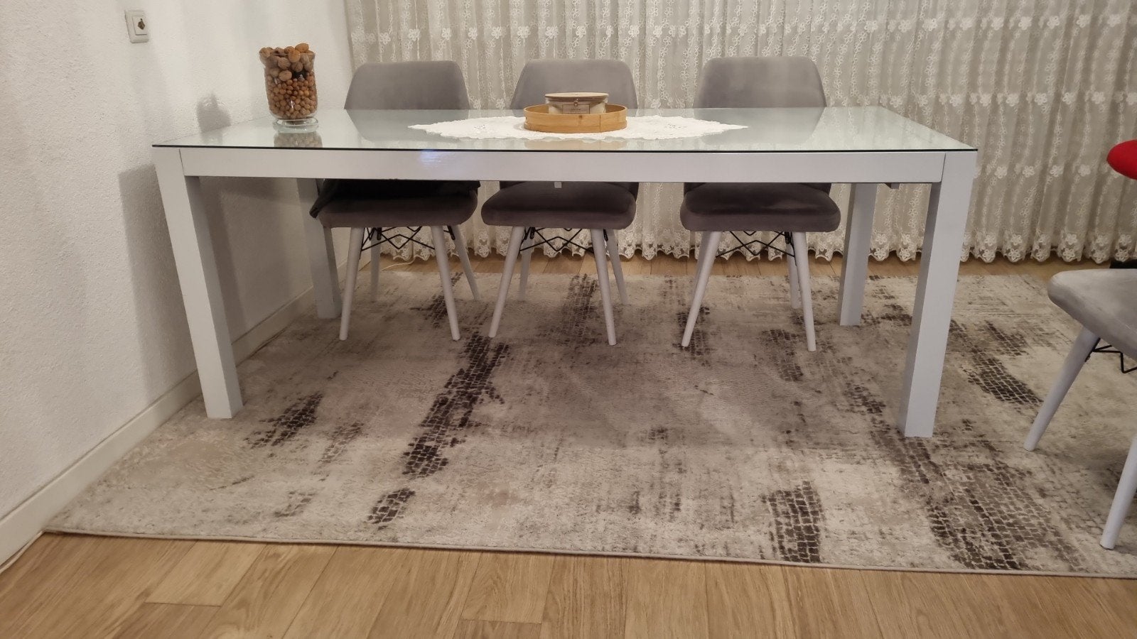 uitschuifbare witte hoogglans eettafel