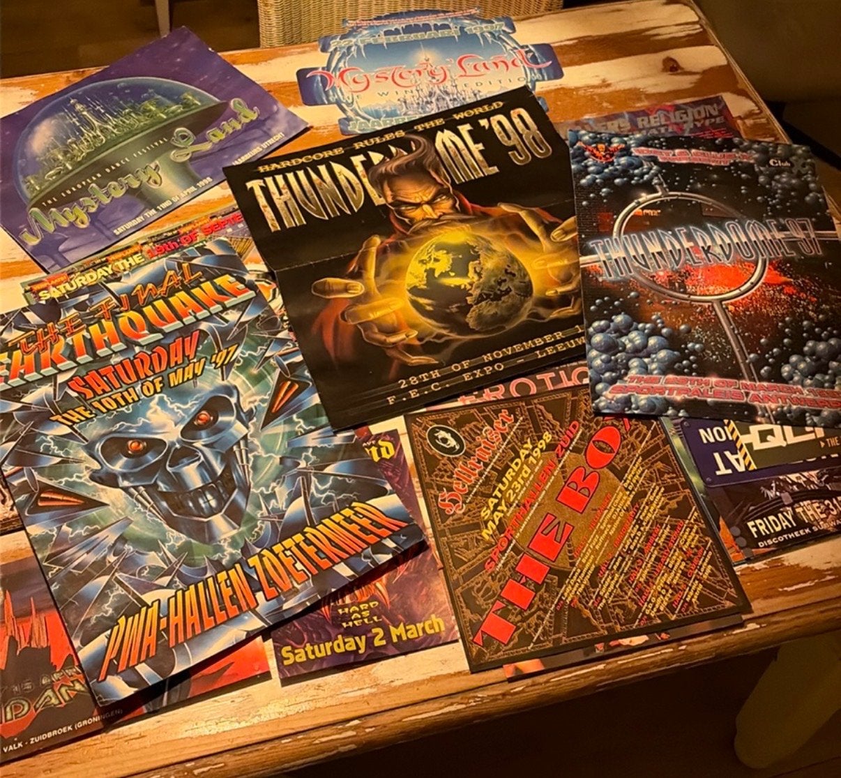 Grote collectie houseparty flyers en posters (1996-2006), Ophalen of Verzenden, A1 t/m A3, Muziek, Rechthoekig Staand