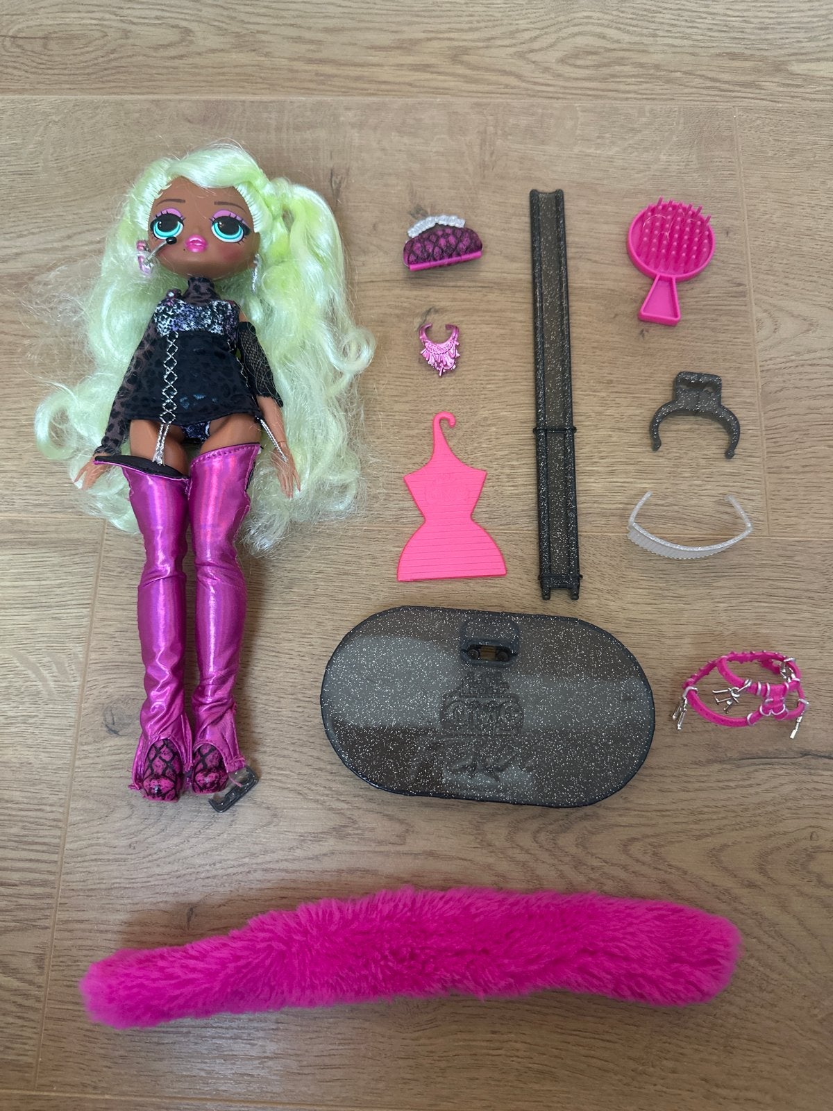 L.O.L. Surprise! O.M.G. Fierce Lady Diva pop met accessoires, Ophalen, Gebruikt, Overige typen