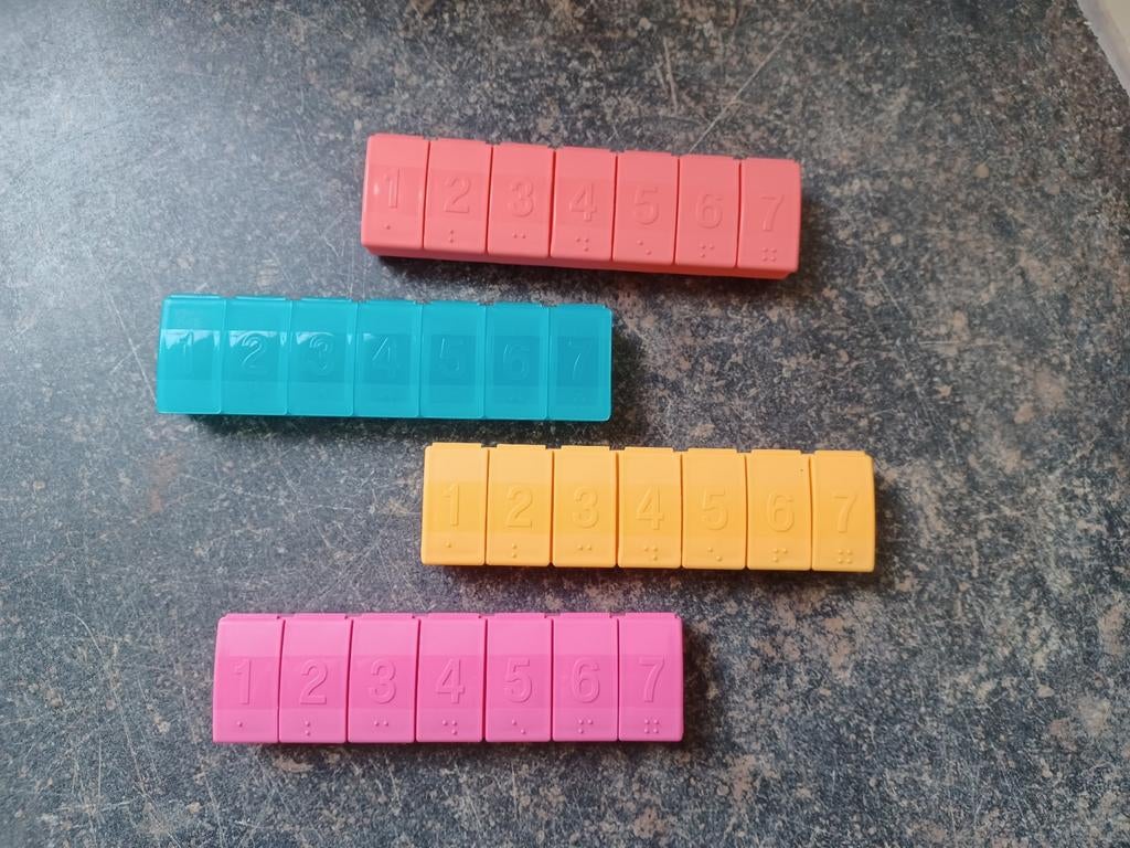 Tupperware pillendoosjes, voor een week, nieuw, Ophalen of Verzenden, Nieuw, Blauw, Overige typen
