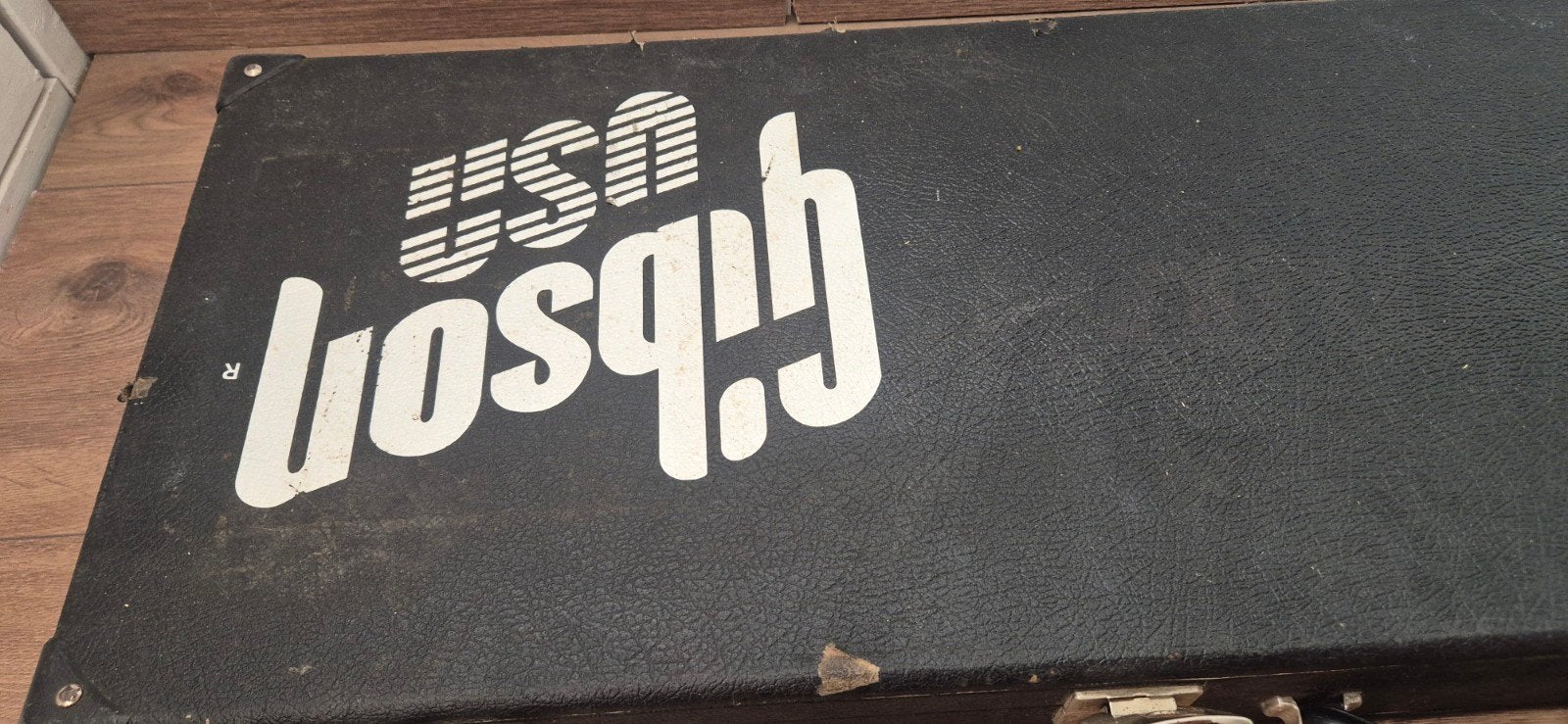 Vintage Gibson gitaarkoffer - Zwart met blauwe voering, Muziek en Instrumenten, Ophalen, Gebruikt, Elektrische gitaar, Flightcase