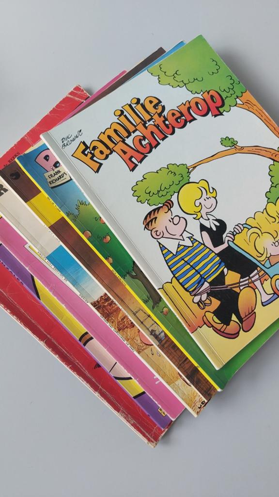 Diverse stripboeken: Smurfen, Asterix, Lucky Luke, Disney, Meerdere stripboeken, Ophalen of Verzenden, Gelezen, Peyo, Goscinny, Uderzo, Morris, Dik Browne, Frank Richards