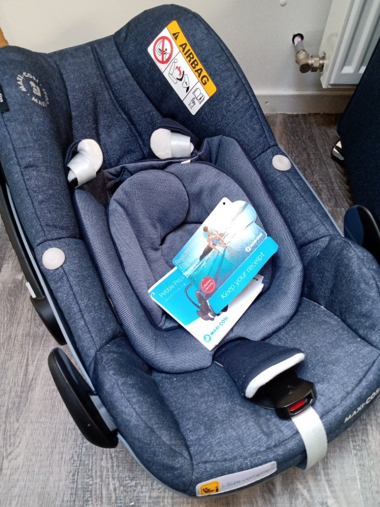 Complete set Maxi cosi + base + autostoel, Kinderen en Baby's, Autostoeltjes, Ophalen, Gebruikt, 9 t/m 18 kg, Isofix