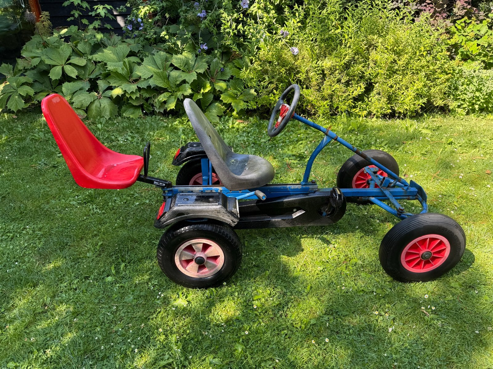Zwart/ blauwe skelter met rode duozit, Kinderen en Baby's, Speelgoed | Buiten | Skelters, Ophalen, Gebruikt, Overige merken, Duozit