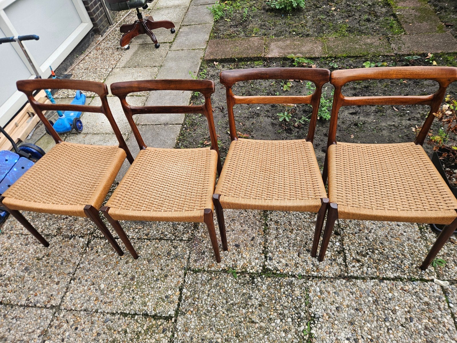 Set van 4 Deense design eetkamerstoelen, teakhout en rotan, Ophalen