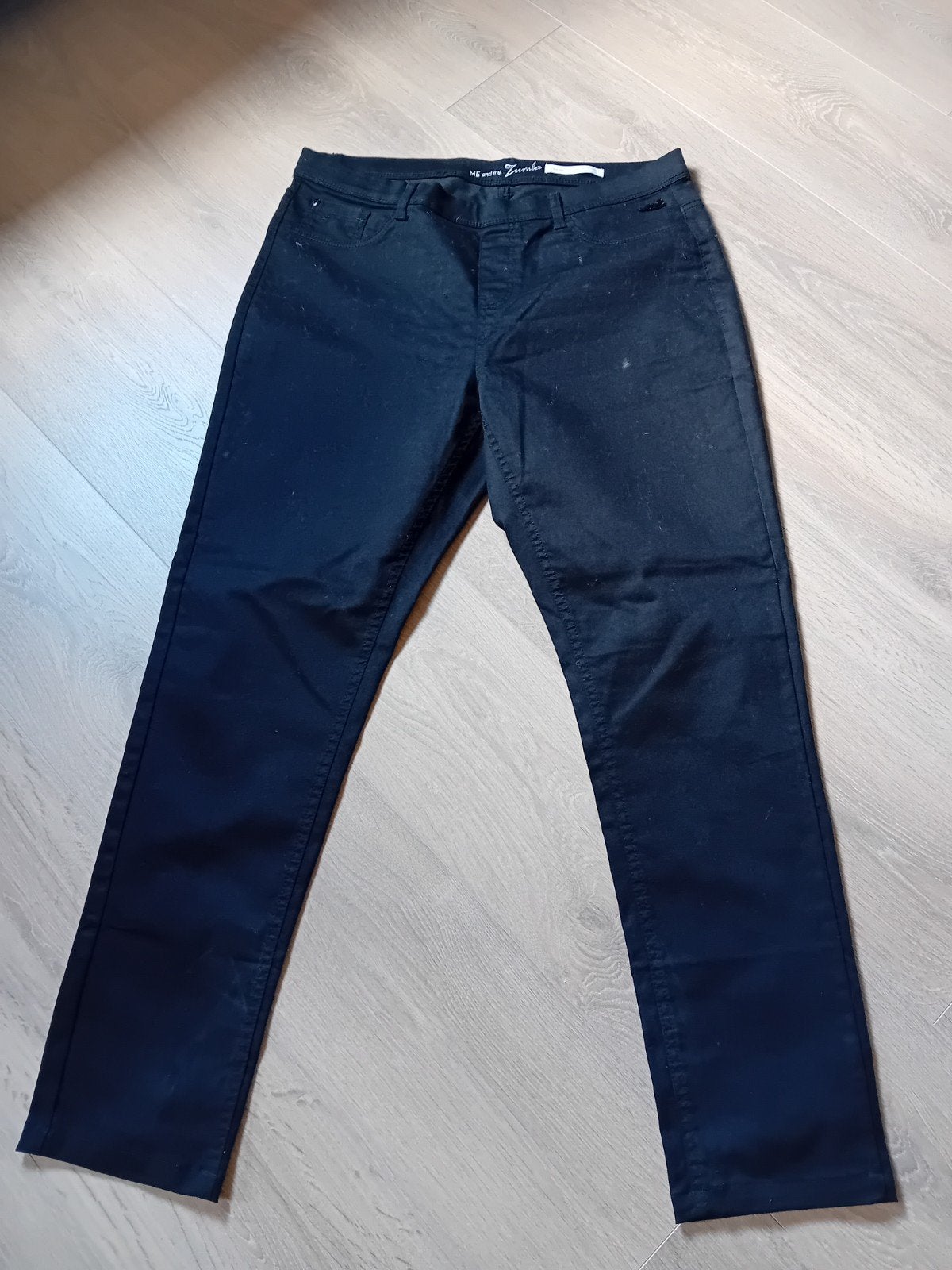 2x Zwarte Tregging Maat 42 - Nieuw en Z.G.A.N., ME and my Zumba, Zwart, Maat 42/44 (L), Ophalen of Verzenden