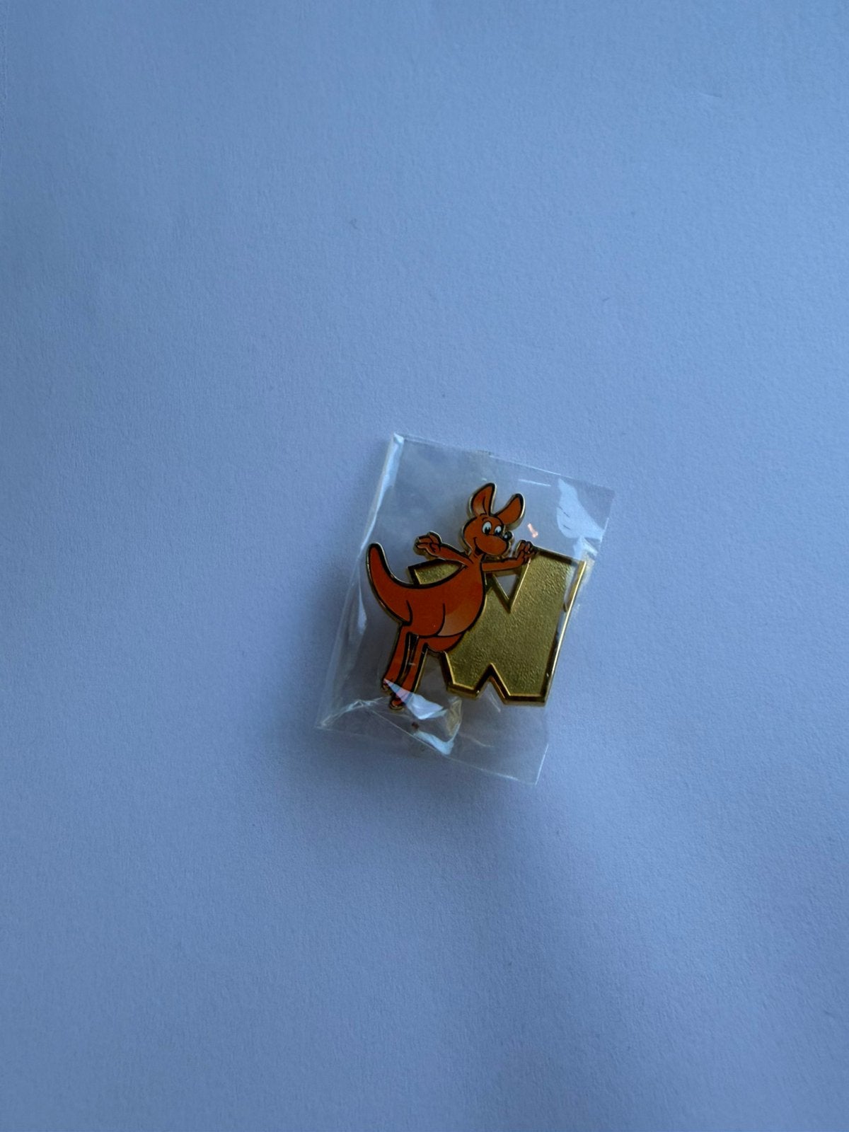 Walibi Belgium 50-jarig Jubileum Pin, Verzamelen, Ophalen of Verzenden, Nieuw, Overige onderwerpen, Speldje of Pin