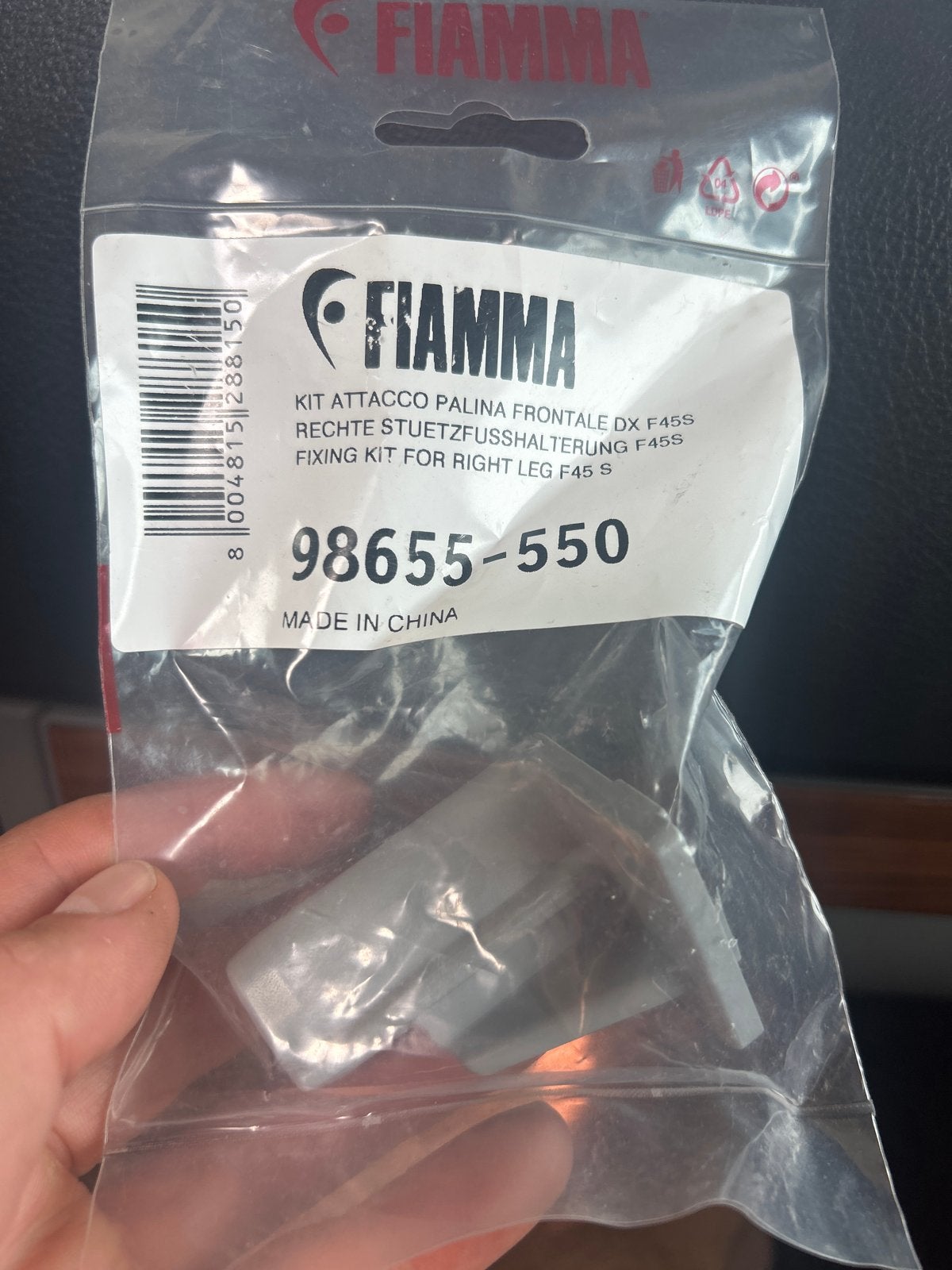 Fiamma F45S Luifel Bevestigingskit Rechterpoot 98655-550, Ophalen, Nieuw