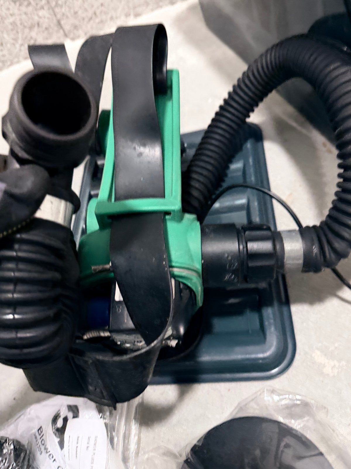 Asbest masker en motor bijna niet gebruikt., Ophalen of Verzenden, Zo goed als nieuw, Volgelaatsmaskers