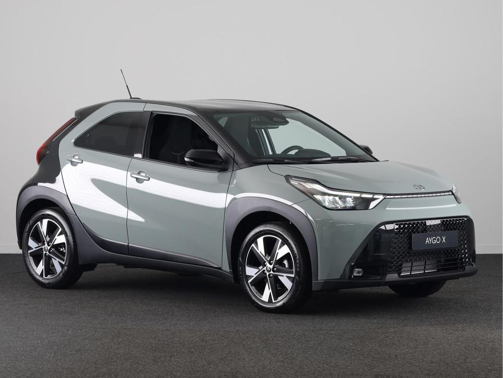Toyota Aygo X Hybrid 115 pulse € 500,- inruilpremie!, Auto's, Stof, Gebruikt, Euro 6, 4 stoelen