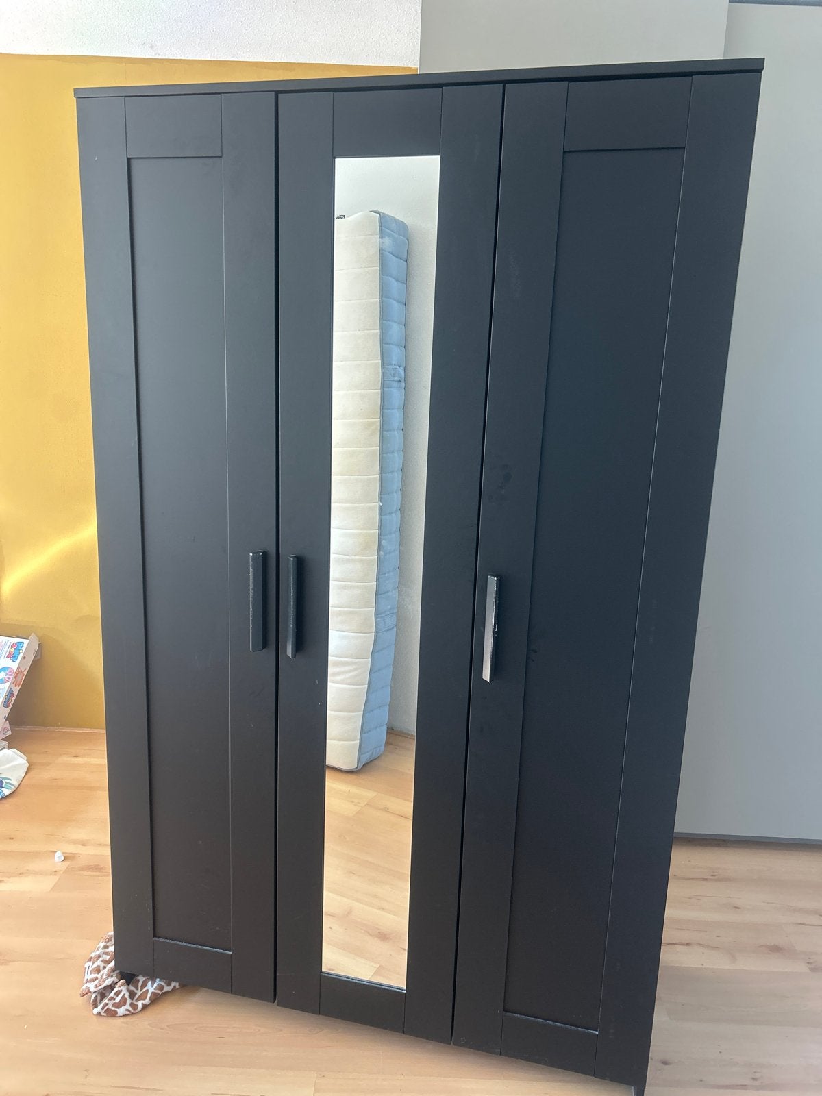 Ikea brimnes kledingkast met spiegel en veel opbergruimte, Gebruikt, 100 tot 150 cm, Ophalen of Verzenden, 150 tot 200 cm