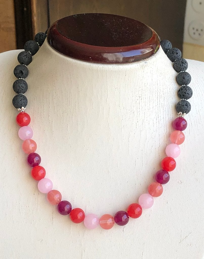 Prachtige ketting, Lava, Rozenkwarts, Cherry kwarts en Jade, Sieraden, Tassen en Uiterlijk, Verzenden, Nieuw, Steen of Mineraal