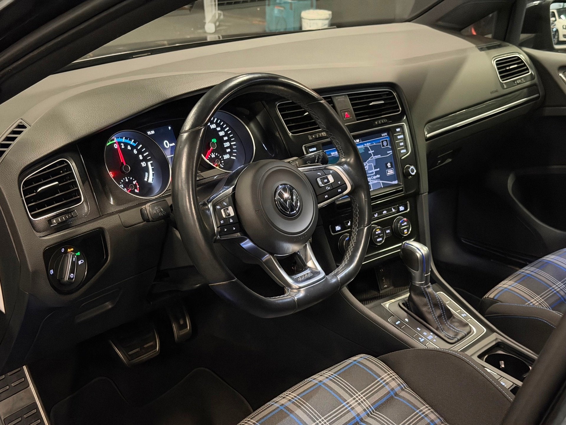 Volkswagen Golf 1.4 TSI GTE NAVI/CRUISE/PANO/LED/ACC/FRONT-A, Auto's, 8 kWh, Stof, Gebruikt, 4 cilinders