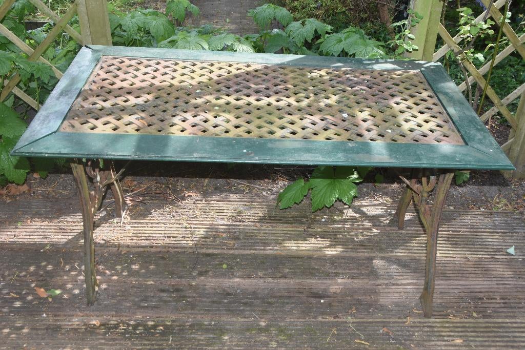 Gietijzeren tuintafel met sierlijke poten, Ophalen, Gebruikt, Rechthoekig, Metaal