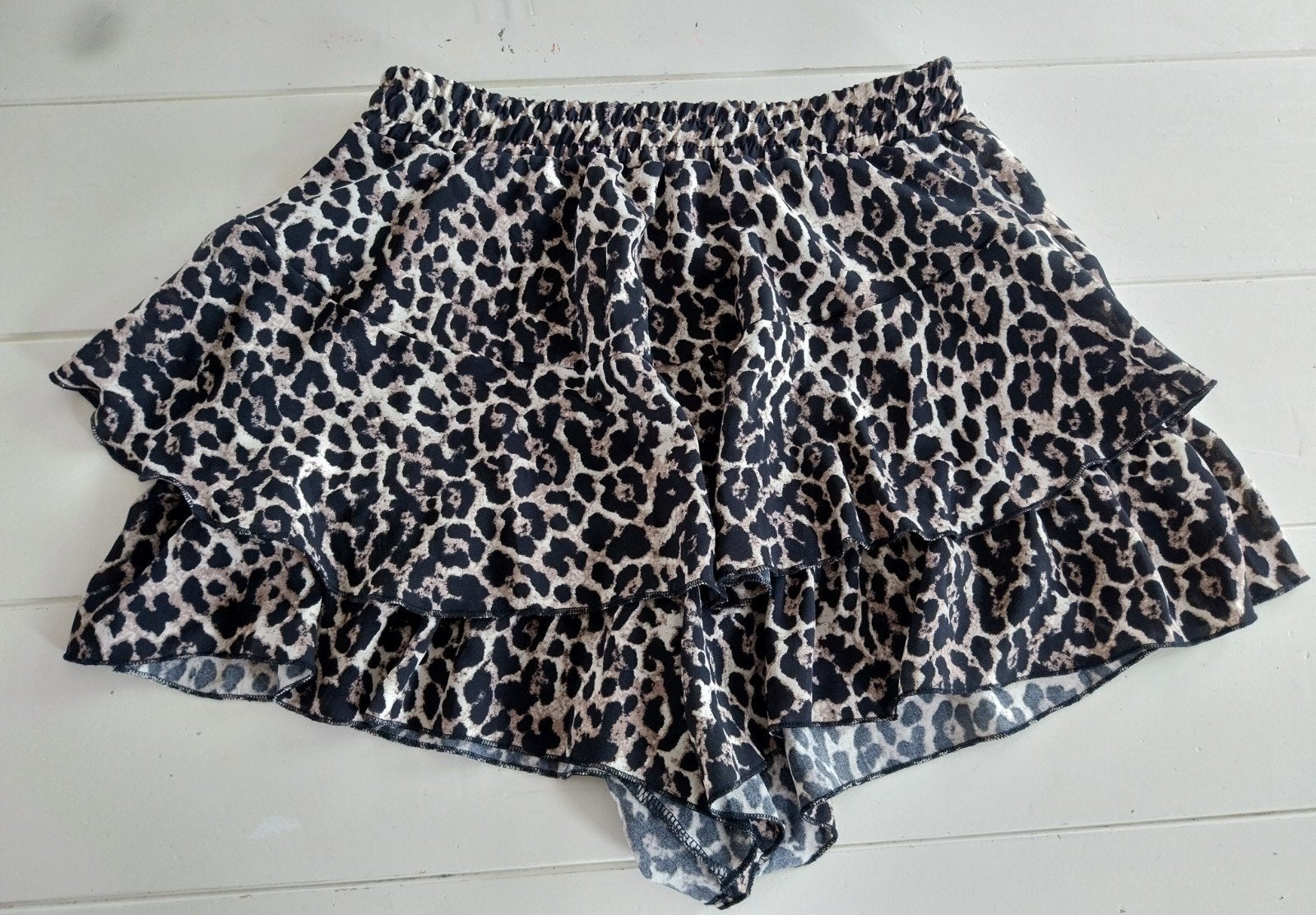 Leuke korte broekjes met dierenprint maat 40, Maat 38/40 (M), IVIVI / Ladies Fashion, Kort, Ophalen of Verzenden