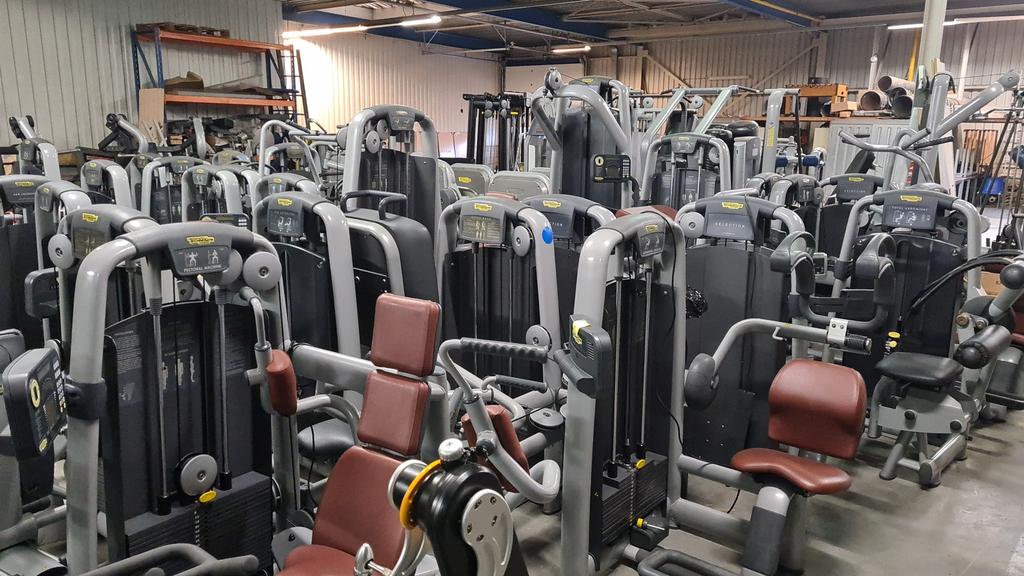 Complete sportschool technogym selection fitness kracht 20x, Sport en Fitness, Fitnessmaterialen, Ophalen, Gebruikt, Benen, Overige typen