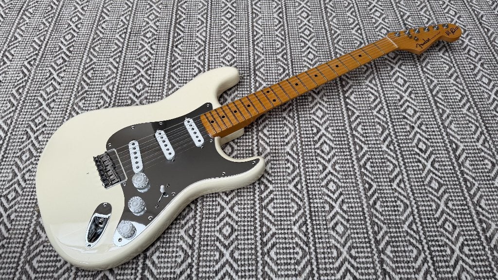 Fender Stratocaster Nile Rodgers Hitmaker, Ophalen of Verzenden, Zo goed als nieuw, Solid body, Fender