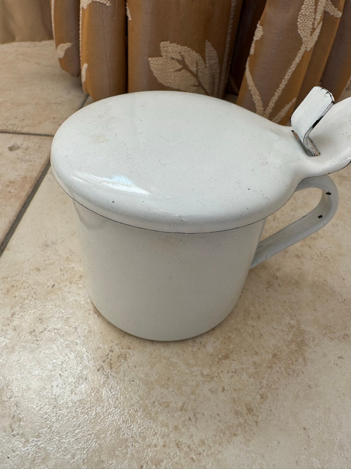 Vintage emaille spuugpotje met deksel - Wit met blauwe rand, Ophalen of Verzenden
