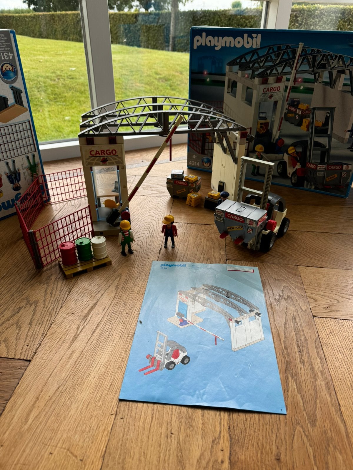 Playmobil 4314 cargohal, Gebruikt, Gebouw, Complete set, Ophalen of Verzenden