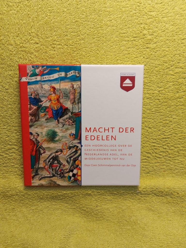 Macht der Edelen. Hoorcollege geschiedenis adel. 4 CDs., Cd's en Dvd's, Cd's | Overige Cd's, Zo goed als nieuw, Boxset, Ophalen of Verzenden
