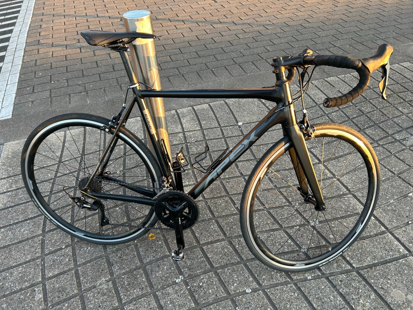 Racefiets Apex Edge zwart - Zo goed als nieuw, 28 inch, Aluminium, Zo goed als nieuw, Meer dan 20 versnellingen