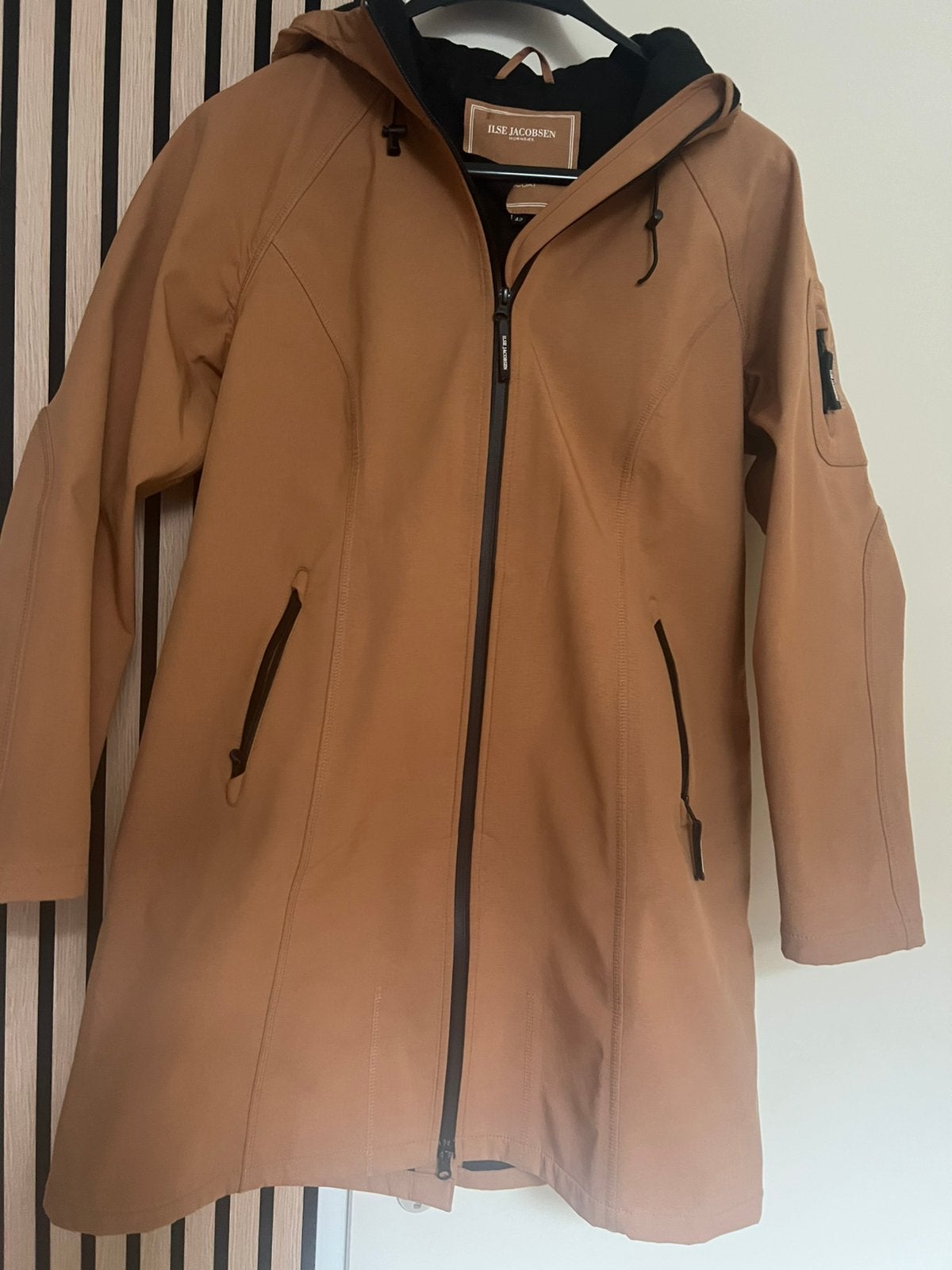 Ilse Jacobsen mooie raincoat/ maat 42, Caravans en Kamperen, Verzenden, Zo goed als nieuw, Regenjas, Dames