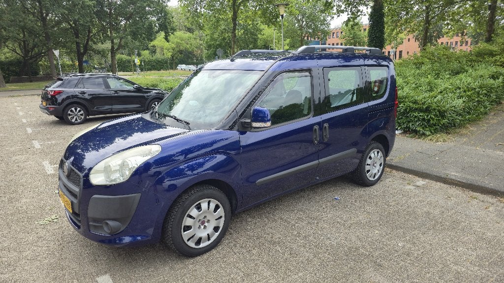 Fiat Doblo 1.4 Benzine | grote beurt 2026, CarPlay, 5-zits, Auto's, Fiat, Particulier, Doblo, Achteruitrijcamera, Airconditioning