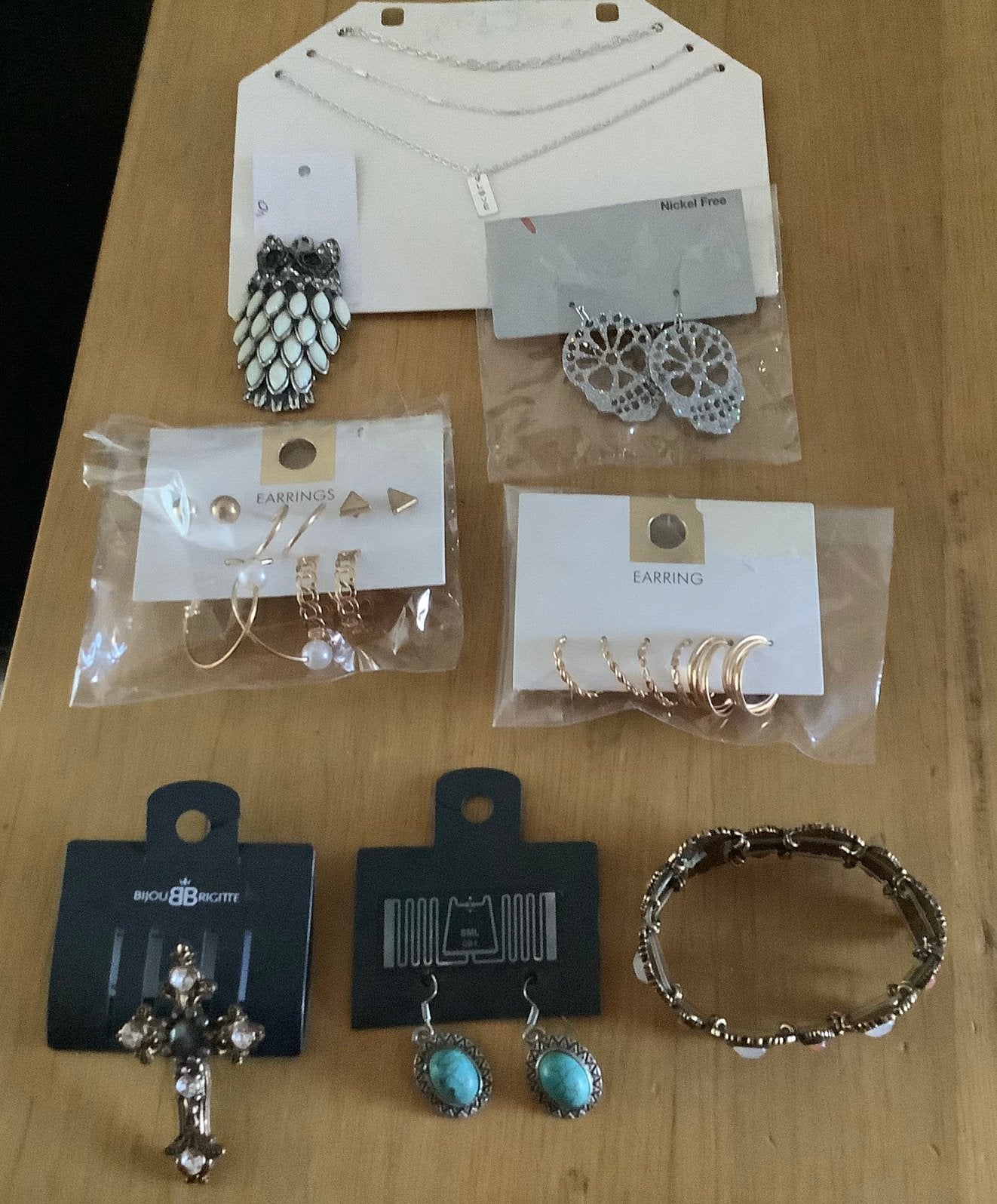 Partij sieraden: broches, kettingen, oorbellen, armbanden, Ophalen of Verzenden, Gebruikt