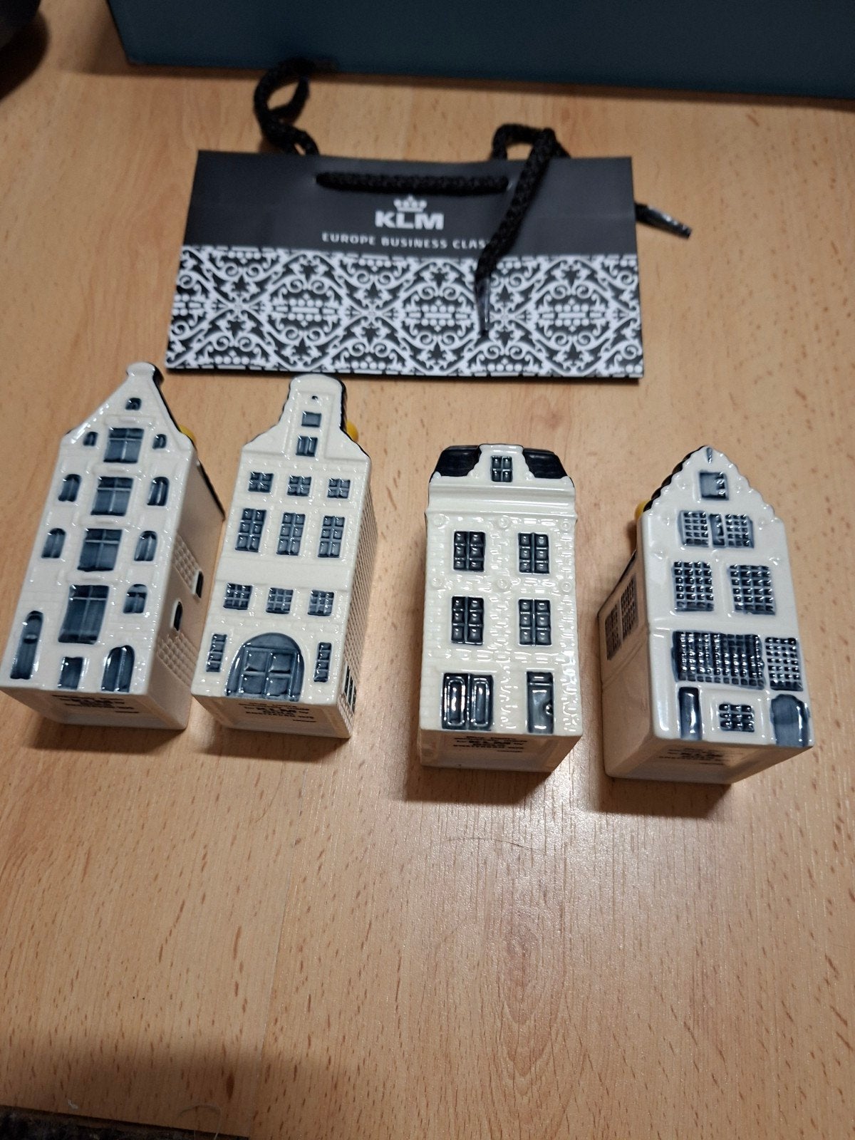 KLM huisjes, Ophalen of Verzenden, Nieuw, 41 t/m 60, Gevuld