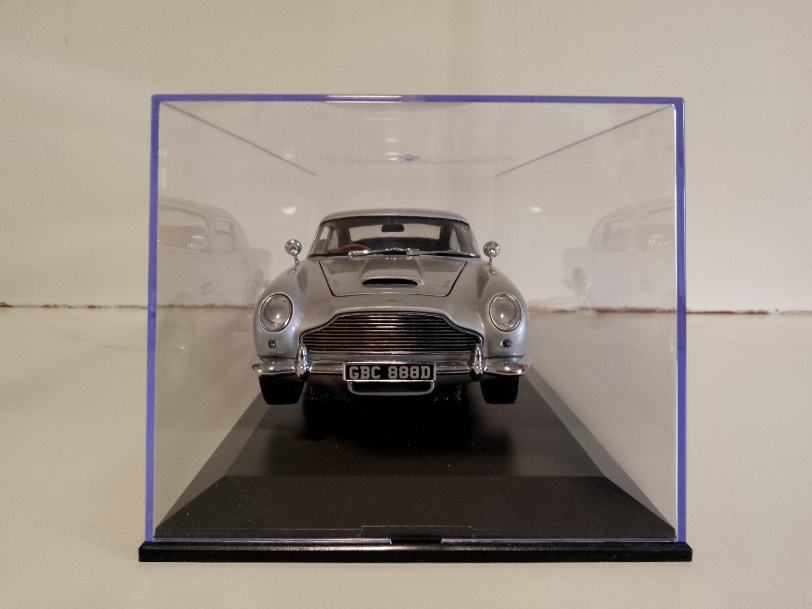 Sun-Star 63" Aston Martin DB5  1:18, Ophalen of Verzenden, Zo goed als nieuw, Auto, Sun Star