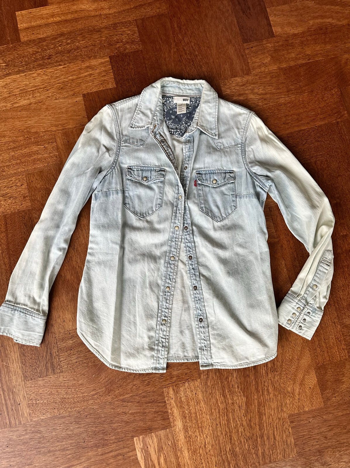 Levi's spijkerblouse maat M, lichtblauw, Ophalen of Verzenden, Gedragen, Maat 38/40 (M), Blauw