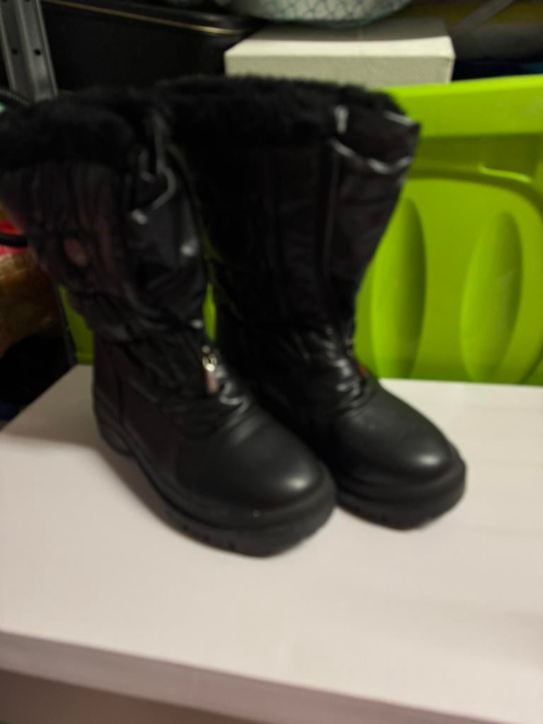 Prachtig Olang 38 met spijkers, Ophalen of Verzenden, Zo goed als nieuw, Zwart, Snowboots