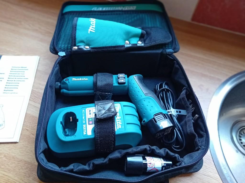 Makita boor- en schroefmachine, Ophalen of Verzenden, Zo goed als nieuw, Boor- en Schroefmachine