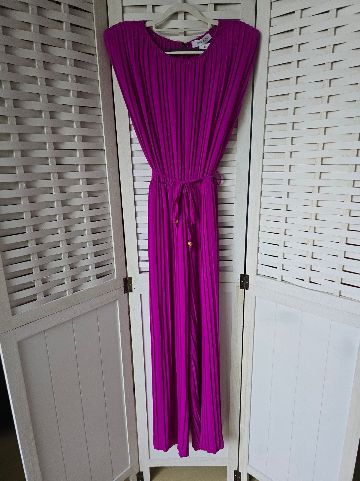 Nieuw jumpsuit magenta 38 40 42 44, Kleding | Dames, Jumpsuits, Ophalen of Verzenden, Nieuw, Maat 42/44 (L), Zwart